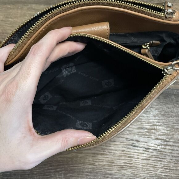 Anne Klein Crossbody Rare Animal / Snake Print - Picture 8 of 8